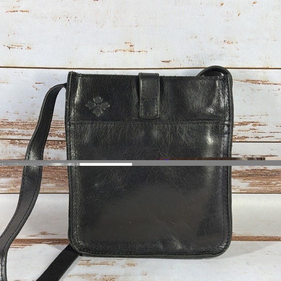 Patricia Nash Venezia Black Leather Pouch Crossbody Bag Tan Interior – Used - Picture 3 of 7